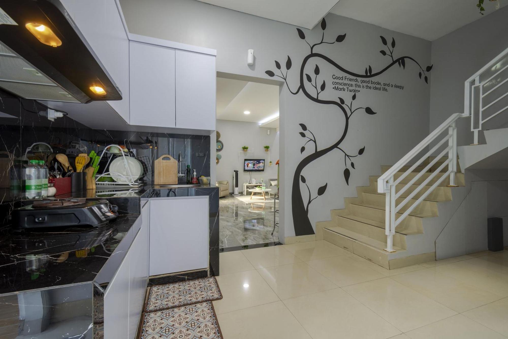 Villa Palm Springs By Reqhome Ciater Hilir エクステリア 写真